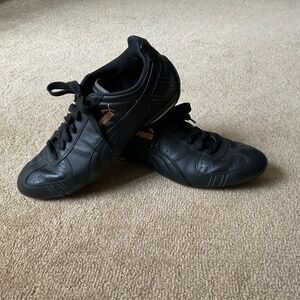 PUMA  sneakers